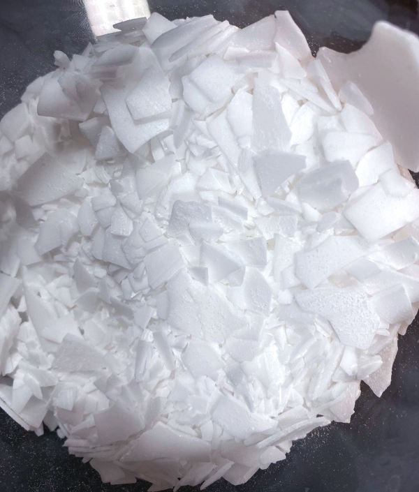 PE WAX (Polyethylene Wax) VS Paraffin Wax | Aras Petrochemical Co.